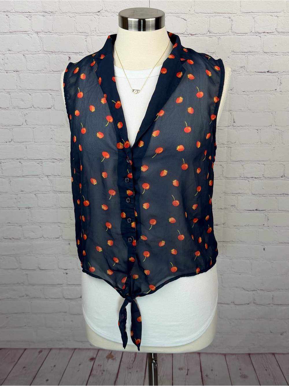 Black Poppy Navy Sleeveless Cherry/Strawberry Print Tie-Front Blouse Small